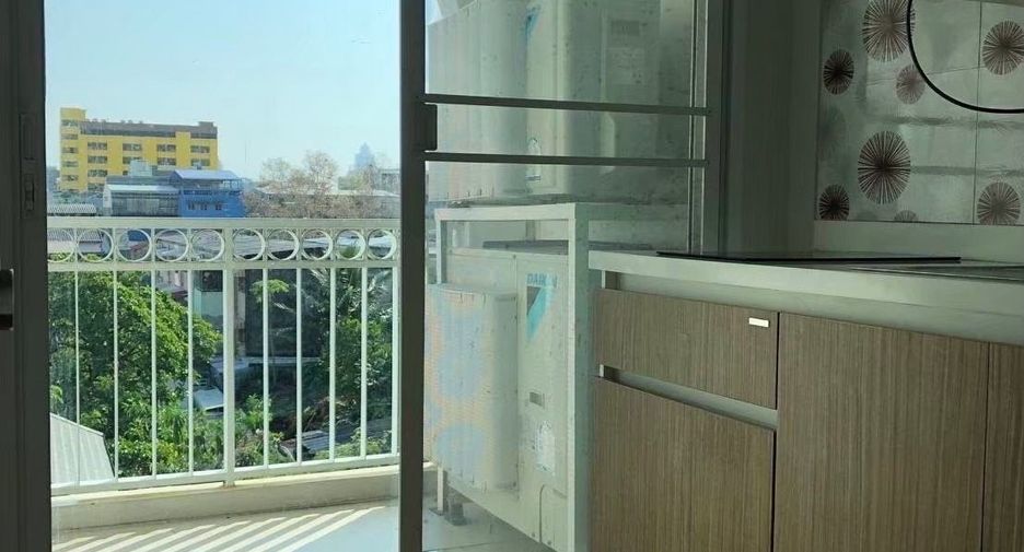 Condo en venta de 1 habitaciones en Pom Prap Sattru Phai, Bangkok