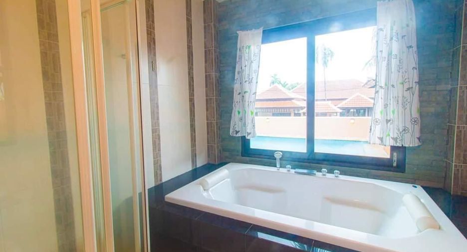 For rent 3 bedrooms villa in Ko Samui, Surat Thani