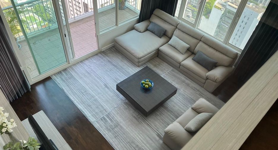 For sale そして for rent 4 ベッドルーム condo in Khlong Toei, Bangkok