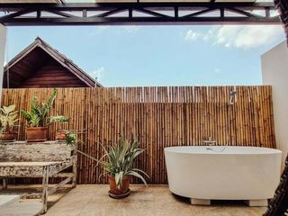 For Rent 6 Bedroom House In Mueang Chiang Mai
