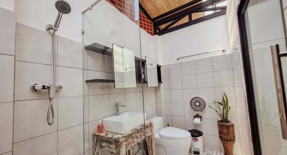 Casa en alquiler de 6 habitaciones en Mueang Chiang Mai, Chiang Mai