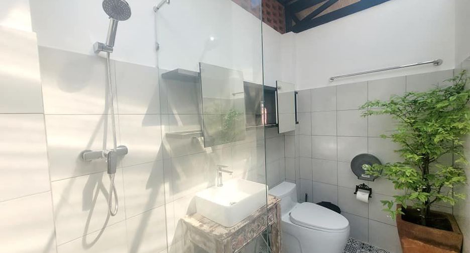 Casa en alquiler de 6 habitaciones en Mueang Chiang Mai, Chiang Mai