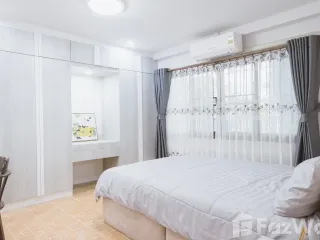 À vendre et à louer 4 chambres villa à Saraphi, Chiang Mai