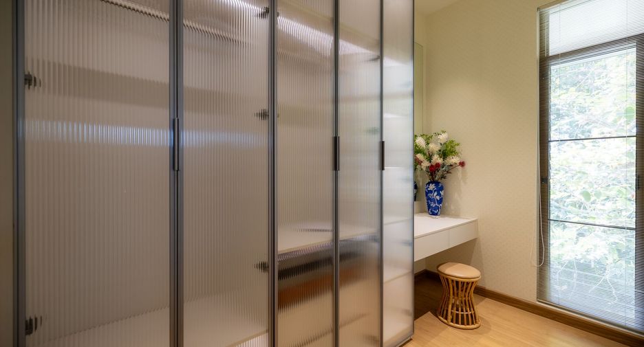 Villa en venta de 5 habitaciones en Saraphi, Chiang Mai