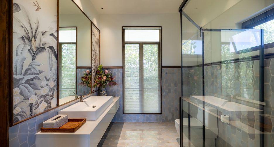 Villa en venta de 5 habitaciones en Saraphi, Chiang Mai