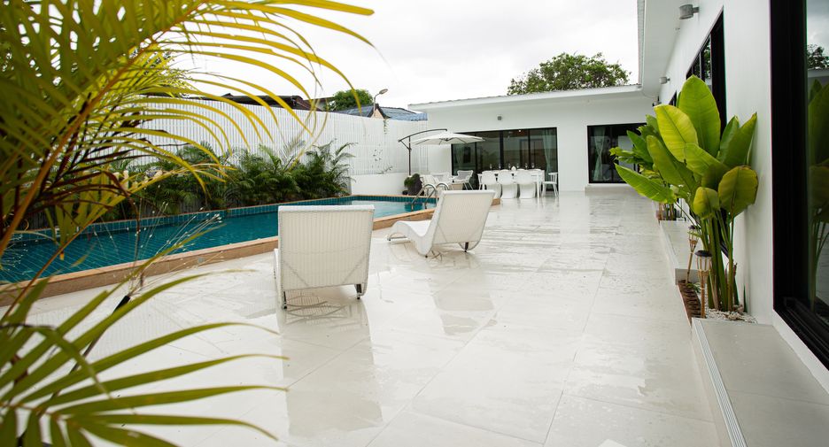 For sale 5 bedrooms house in Ko Samui, Surat Thani