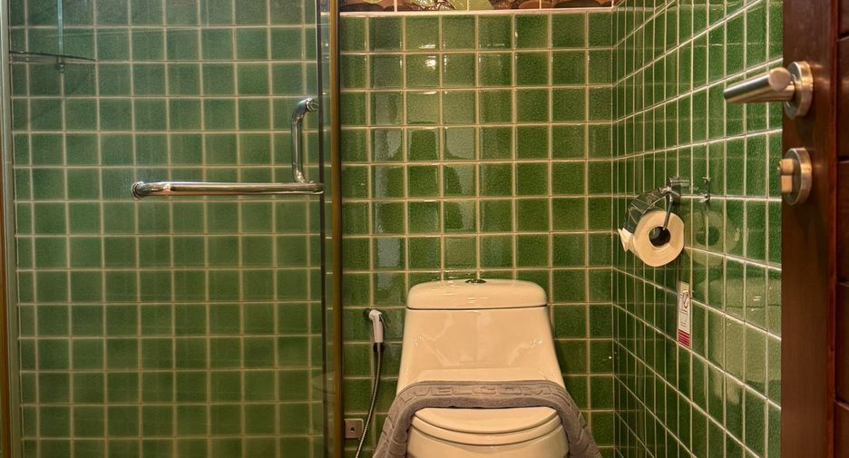 For sale 2 bedrooms condo in Mueang Phuket, Phuket