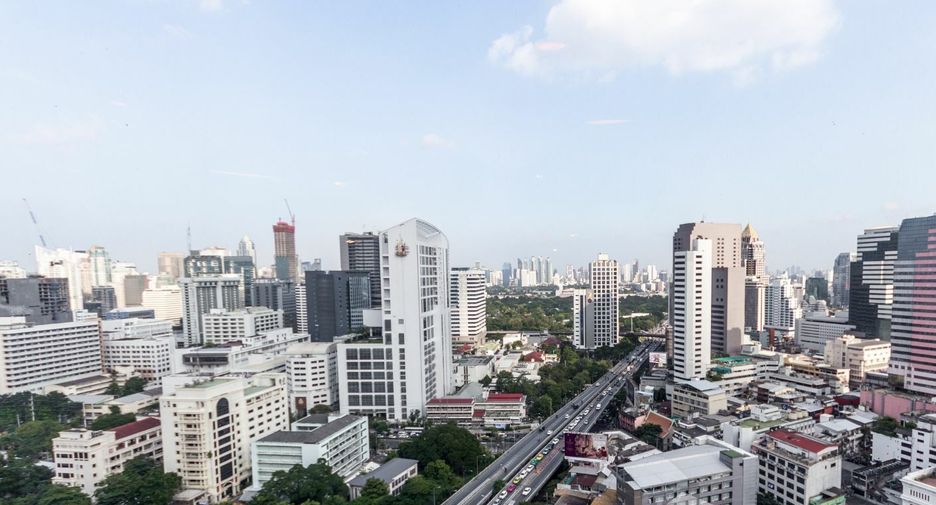 For sale 2 bedrooms condo in Bang Rak, Bangkok