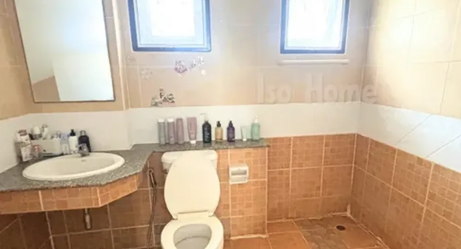 Casa en venta de 3 habitaciones en Bang Phli, Samut Prakan