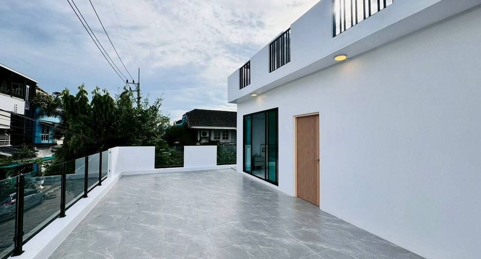 For sale and for rent 5 bedrooms villa in Bang Lamung, Chonburi