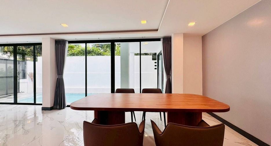 For sale and for rent 5 bedrooms villa in Bang Lamung, Chonburi