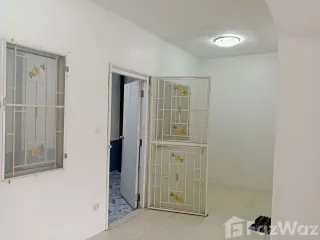 For sale 3 bedrooms townhouse in Lat Krabang, Bangkok