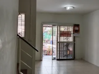 For sale 3 bedrooms townhouse in Lat Krabang, Bangkok