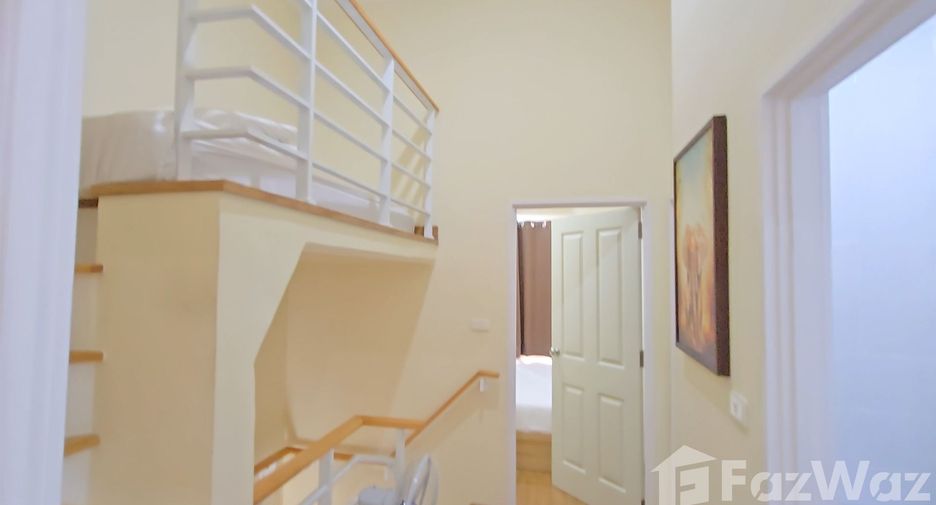 For sale 4 bedrooms townhouse in Mueang Chiang Mai, Chiang Mai