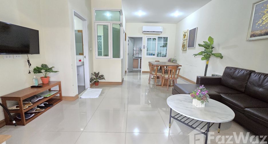 For sale 4 bedrooms townhouse in Mueang Chiang Mai, Chiang Mai