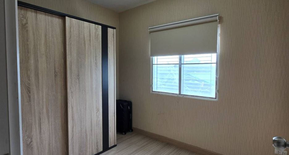 For sale 3 bedrooms townhouse in Sai Mai, Bangkok
