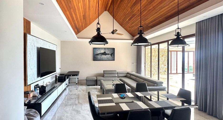For sale 3 bedrooms villa in Ko Samui, Surat Thani