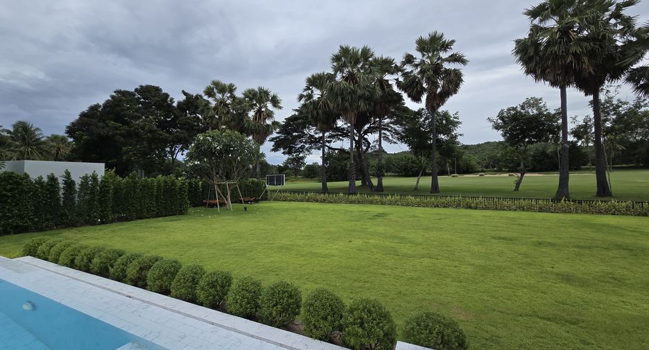 Villa zum Kauf mit 4 Zimmer in Cha Am, Phetchaburi