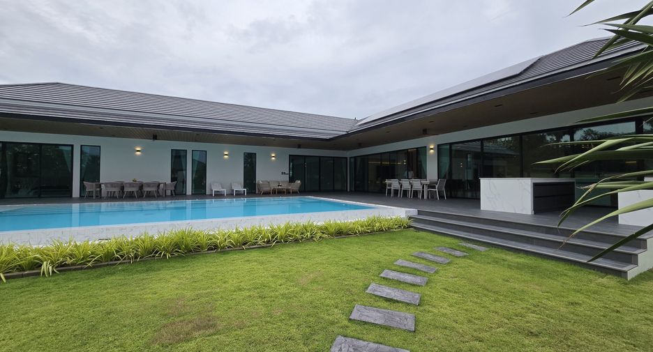 Villa zum Kauf mit 4 Zimmer in Cha Am, Phetchaburi