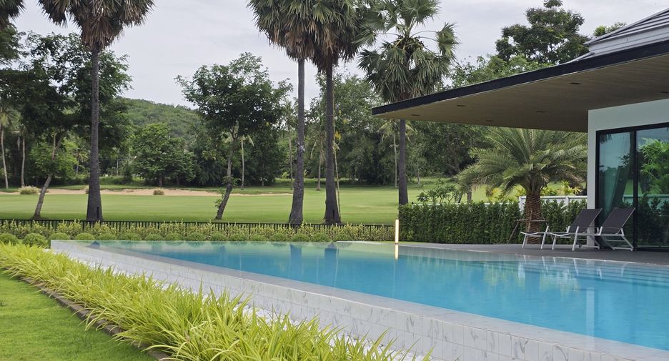 Villa zum Kauf mit 4 Zimmer in Cha Am, Phetchaburi
