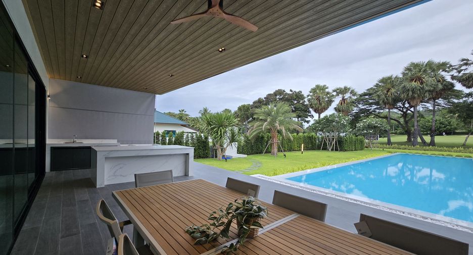 Villa zum Kauf mit 4 Zimmer in Cha Am, Phetchaburi
