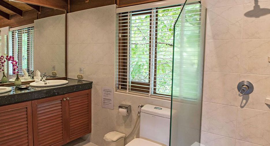 For rent 4 bedrooms villa in Ko Samui, Surat Thani