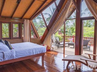 For rent 4 bedrooms villa in Ko Samui, Surat Thani