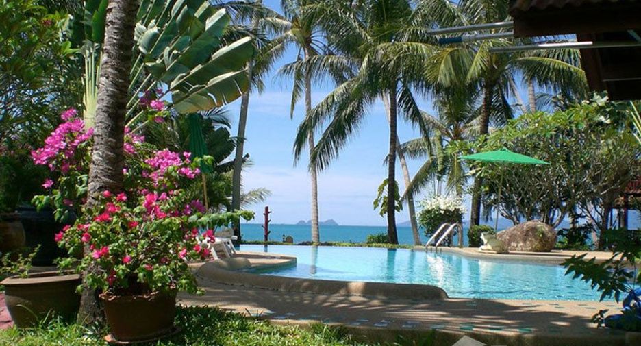 For rent 4 bedrooms villa in Ko Samui, Surat Thani