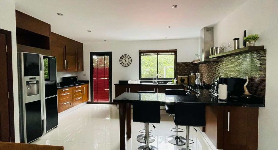 Casa en alquiler de 4 habitaciones en Ko Samui, Surat Thani