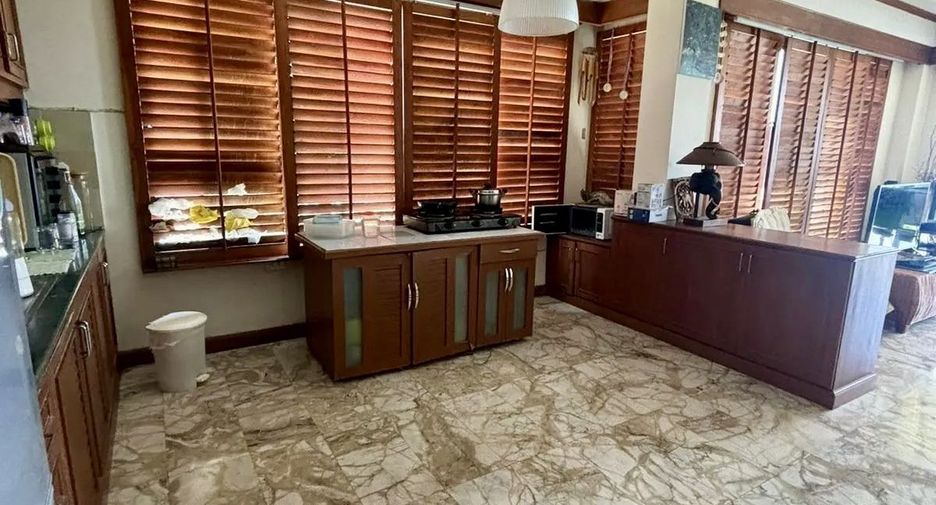 For sale 2 bedrooms apartment in Ko Samui, Surat Thani