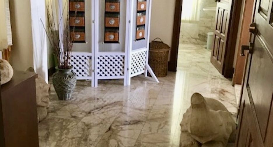 For sale 2 bedrooms apartment in Ko Samui, Surat Thani