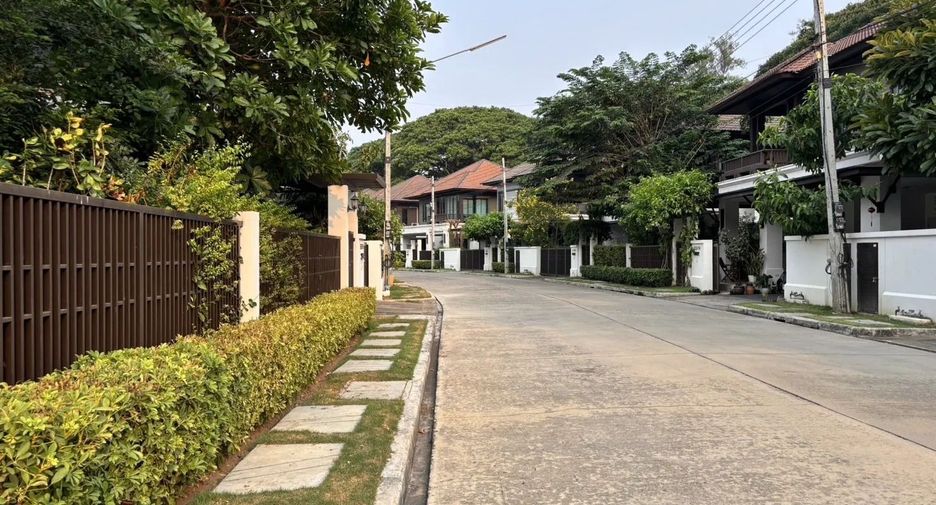 For sale and for rent 3 bedrooms house in San Sai, Chiang Mai