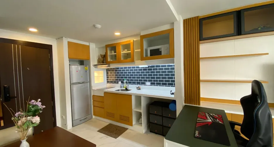 For rent studio condo in Mueang Chiang Mai, Chiang Mai