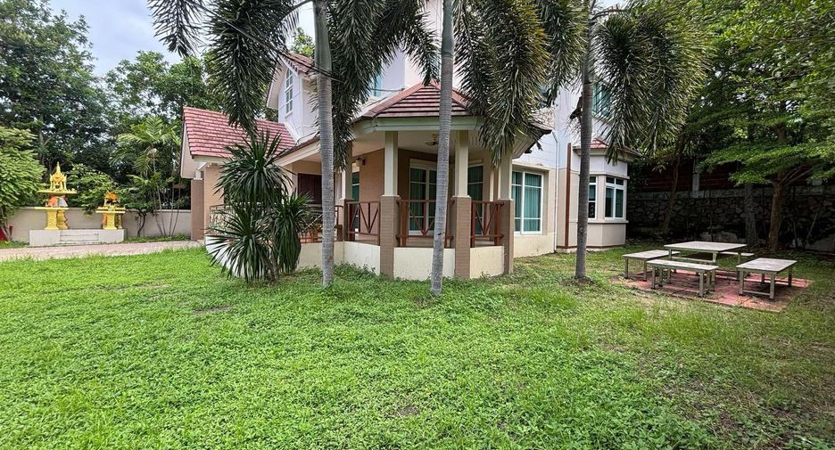 出售 和 出租 3 卧室 独立屋 在 Bang Lamung, Chon Buri