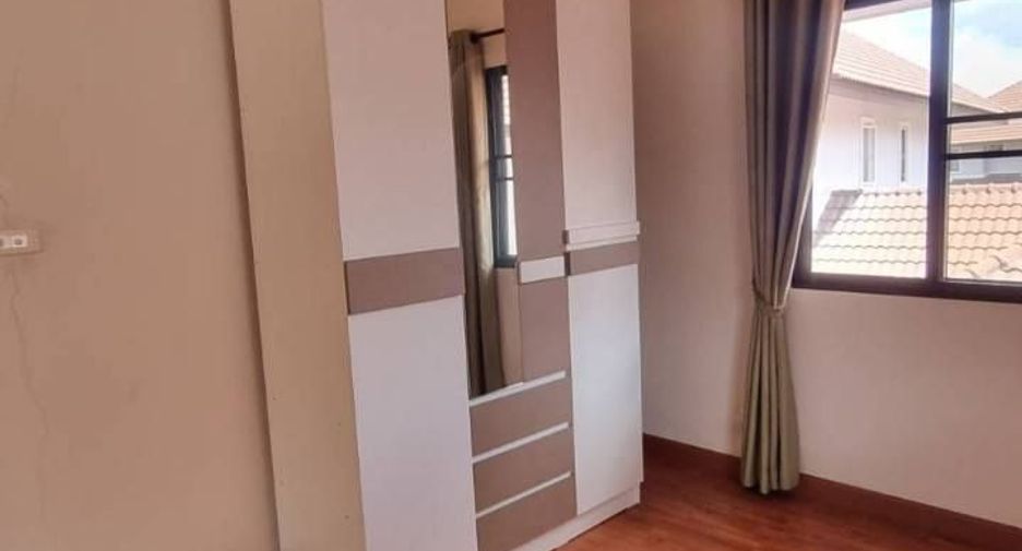 Casa en alquiler de 3 habitaciones en Hang Dong, Chiang Mai