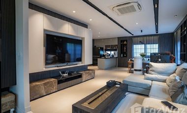 Haus zum Kauf mit 4 Zimmer in Bang Khen, Bangkok