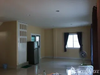Haus zur Miete mit 3 Zimmer in Mueang Chiang Mai, Chiang Mai
