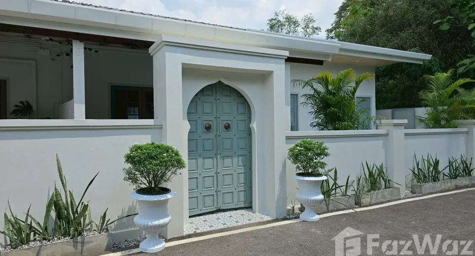 出租 4 卧室 独立屋 在 Mueang Chiang Mai, Chiang Mai