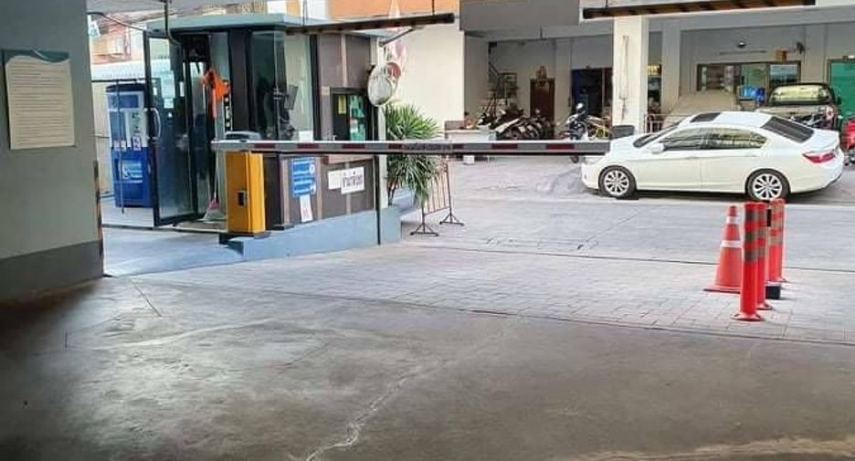 For sale and for rent 1 bed condo in Huai Khwang, Bangkok
