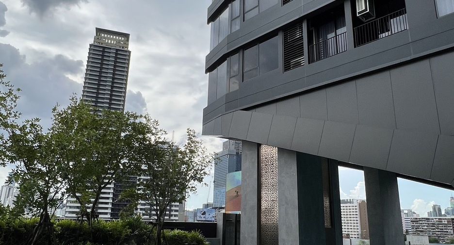 À vendre 1 chambre condo à Khlong Toei, Bangkok
