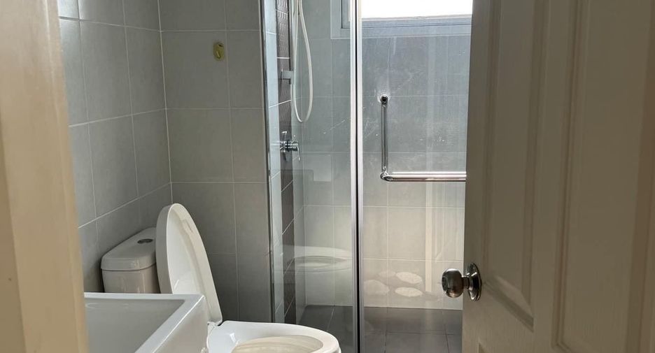 For sale 2 bedrooms condo in Mueang Chiang Mai, Chiang Mai