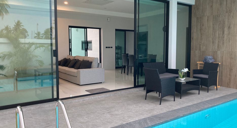 À louer 3 chambres villa à Bang Lamung, Chonburi