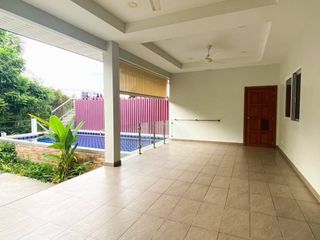 Haus zum Kauf mit 3 Zimmer in Cha Am, Phetchaburi
