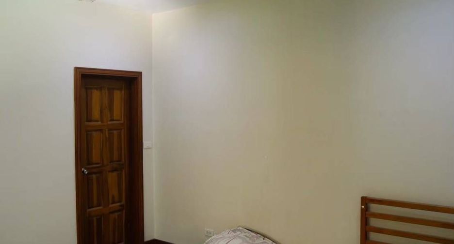 For sale 3 bedrooms house in Cha Am, Phetchaburi
