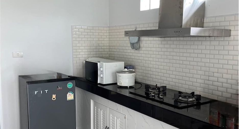 For rent 3 bedrooms house in Saraphi, Chiang Mai