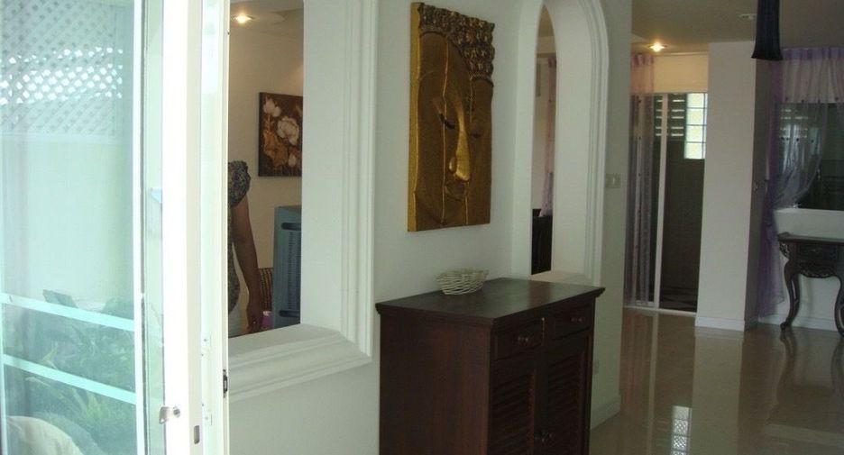 For rent 2 bedrooms townhouse in Hua Hin, Prachuap Khiri Khan