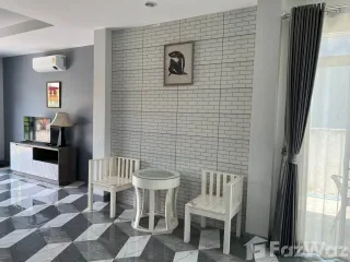 For rent 4 bedrooms house in Mueang Chiang Mai, Chiang Mai