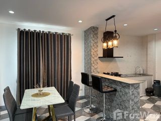 For rent 4 bedrooms house in Mueang Chiang Mai, Chiang Mai