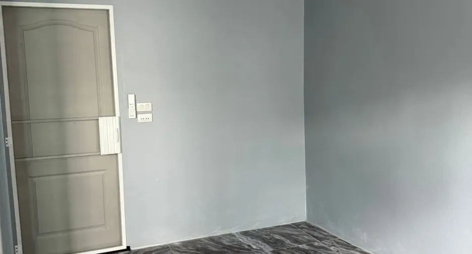 For rent 4 bedrooms house in Mueang Chiang Mai, Chiang Mai