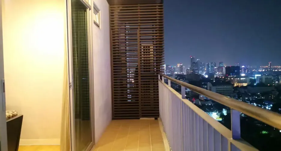For sale and for rent 2 bedrooms condo in Sathon, Bangkok